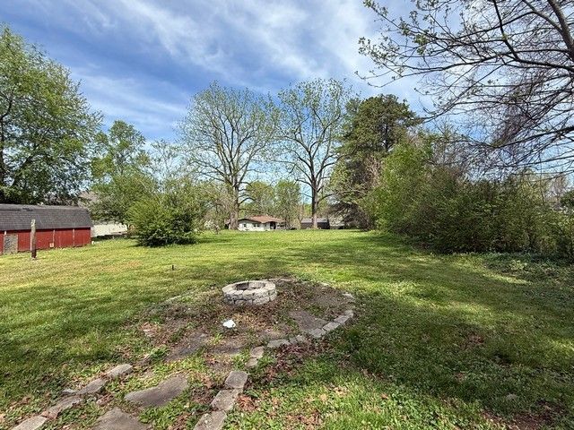 408 W High St, Manchester, TN 37355