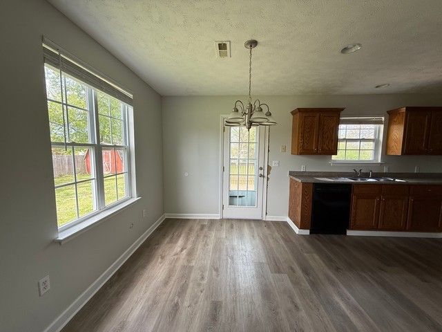 408 W High St, Manchester, TN 37355