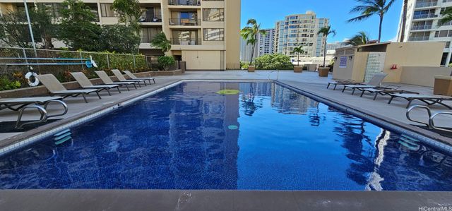 411 Hobron Lane 3705, Honolulu, HI 96815