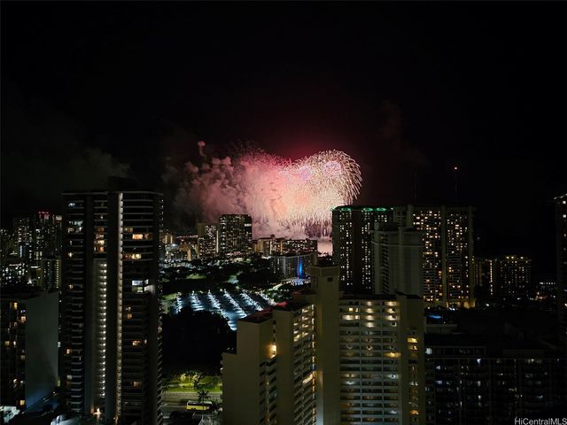 411 Hobron Lane 3705, Honolulu, HI 96815