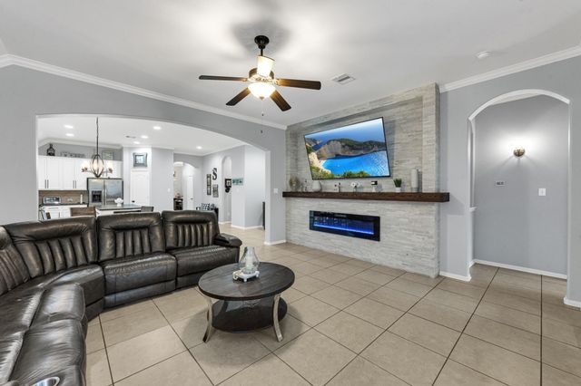 419 Sunny River Lane, Richmond, TX 77406
