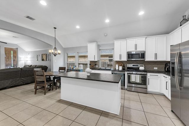 419 Sunny River Lane, Richmond, TX 77406