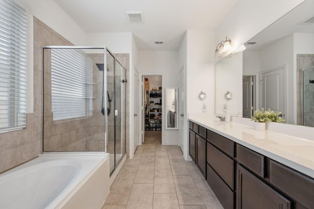 702 Puerta Vallarta LN, Austin, TX 78748