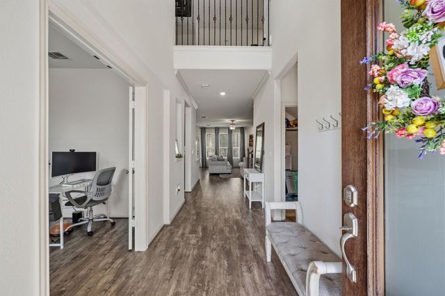 702 Puerta Vallarta LN, Austin, TX 78748