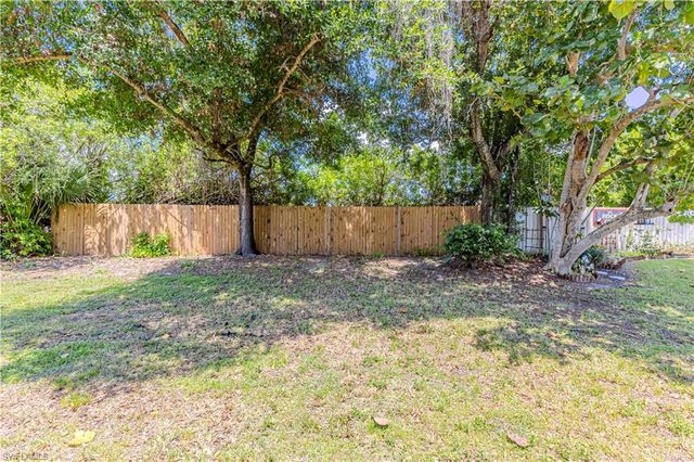 13114 Regent CIR, Fort Myers, FL 33966