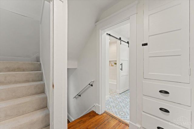 1942 Hewitt Avenue, Cincinnati, OH 45207