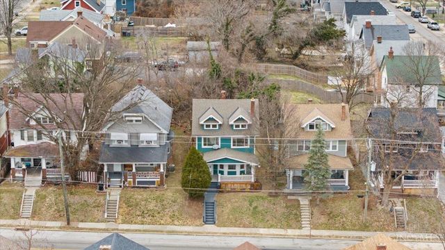 1942 Hewitt Avenue, Cincinnati, OH 45207