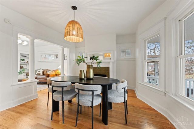 1942 Hewitt Avenue, Cincinnati, OH 45207