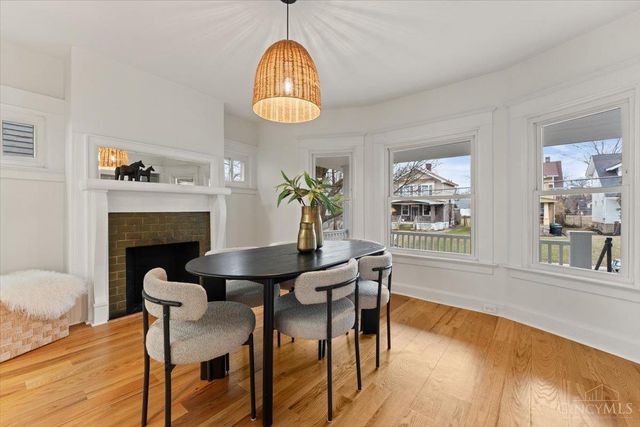 1942 Hewitt Avenue, Cincinnati, OH 45207