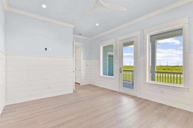 11434 Starfish Lane, Galveston, TX 77554