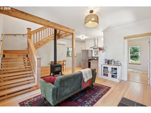 3332 VIDERA Dr, Eugene, OR 97405