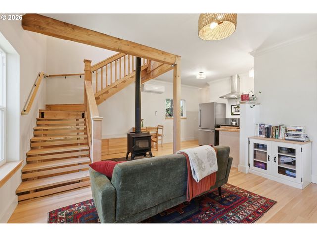 3332 VIDERA Dr, Eugene, OR 97405