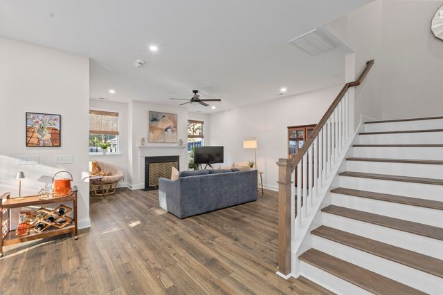 100 Risewell Court, Johns Island, SC 29455
