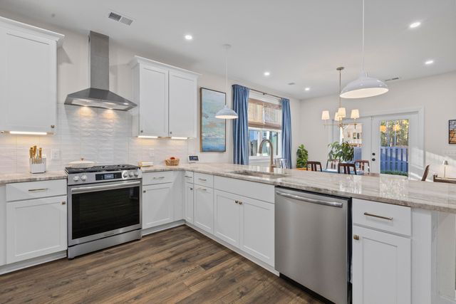 100 Risewell Court, Johns Island, SC 29455