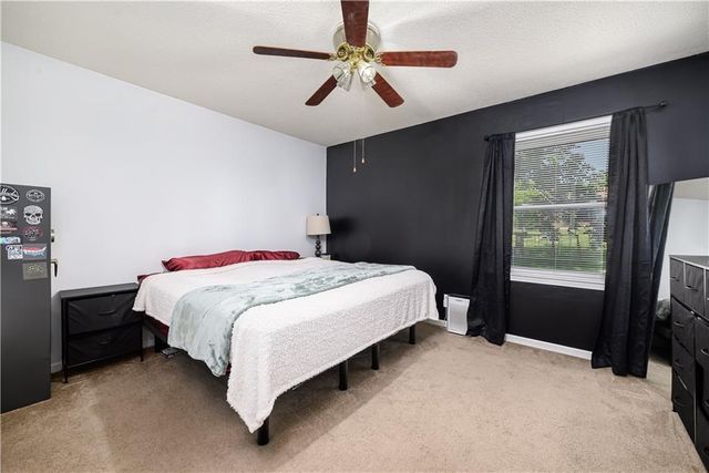 2400 S 16th Terrace, Leavenworth, KS 66048