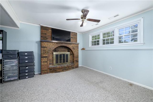 2400 S 16th Terrace, Leavenworth, KS 66048