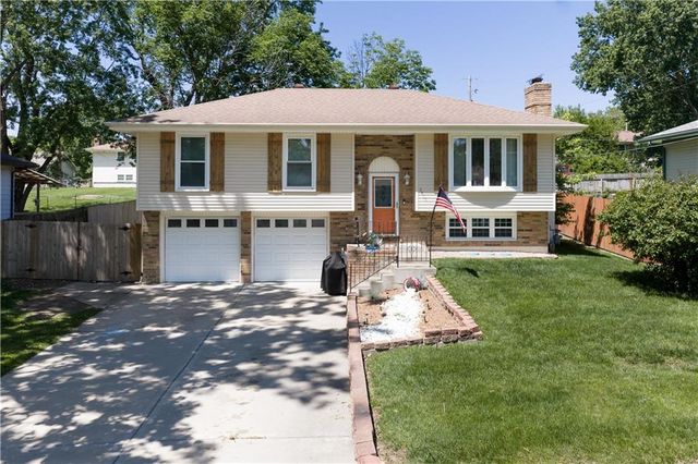 2400 S 16th Terrace, Leavenworth, KS 66048