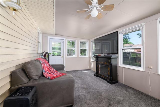2400 S 16th Terrace, Leavenworth, KS 66048