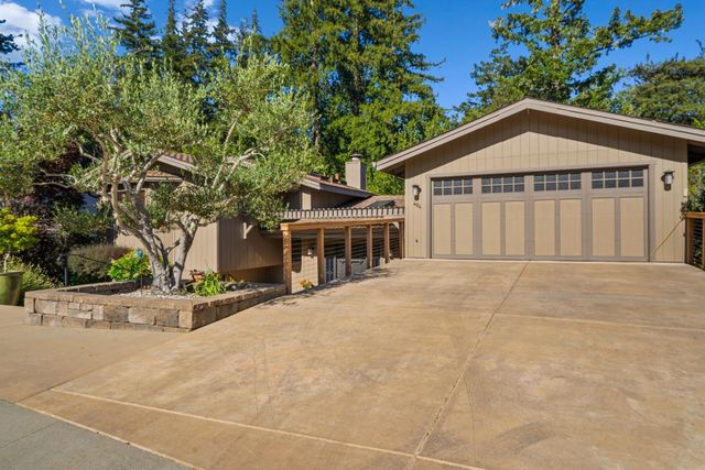404 Esmeralda Drive, Santa Cruz, CA 95060