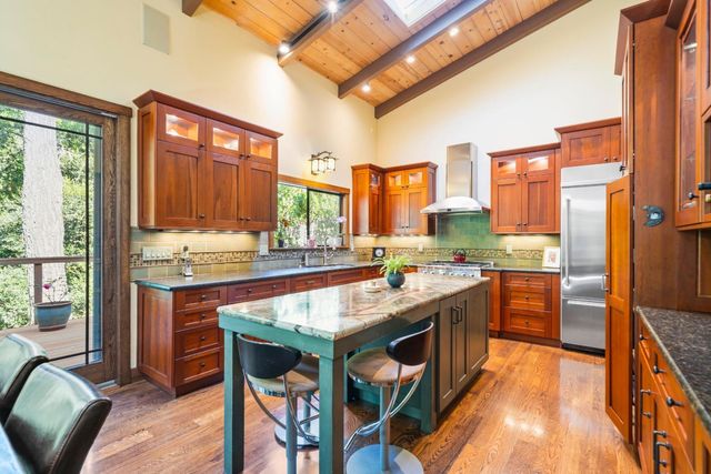 404 Esmeralda Drive, Santa Cruz, CA 95060