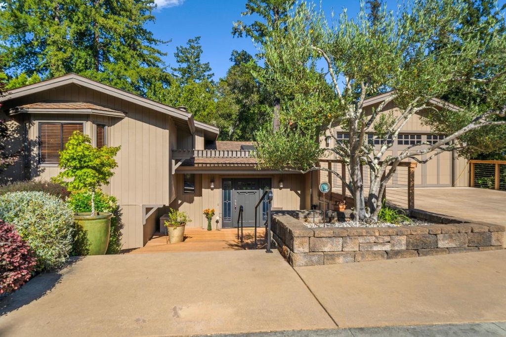 404 Esmeralda Drive, Santa Cruz, CA 95060