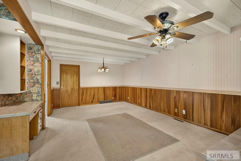 Image 11 of property listing at 921 Safstrom Drive, Idaho Falls, ID 83401
