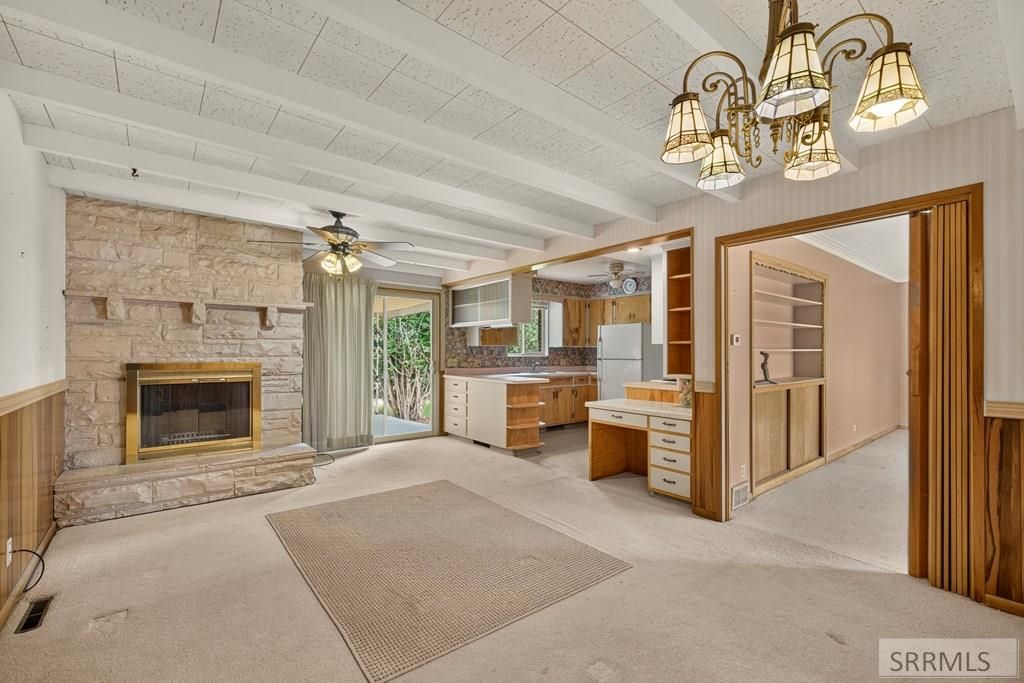 Image 12 of property listing at 921 Safstrom Drive, Idaho Falls, ID 83401