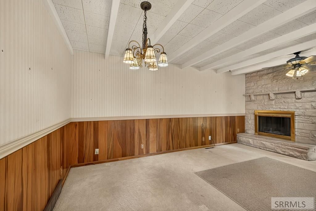 Image 13 of property listing at 921 Safstrom Drive, Idaho Falls, ID 83401