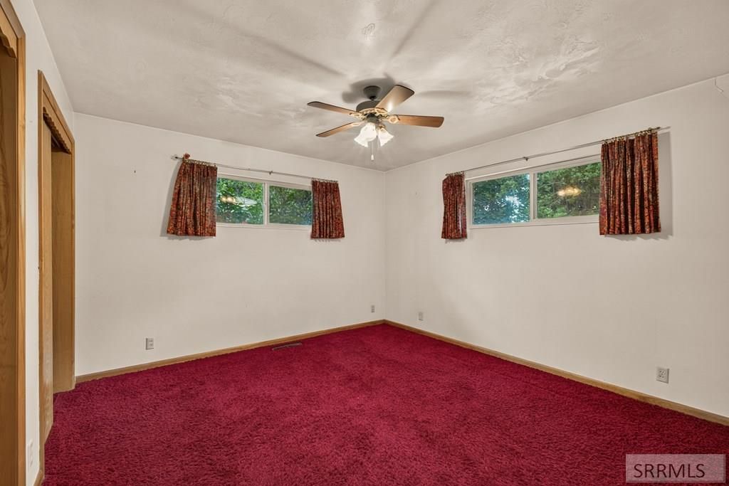 Image 15 of property listing at 921 Safstrom Drive, Idaho Falls, ID 83401