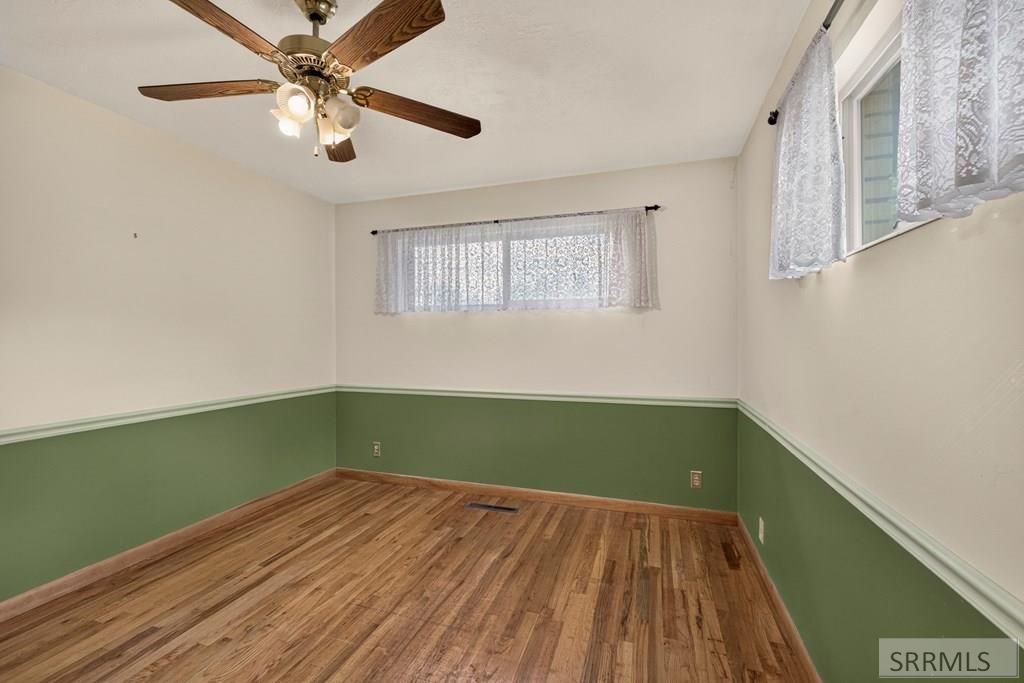 Image 20 of property listing at 921 Safstrom Drive, Idaho Falls, ID 83401