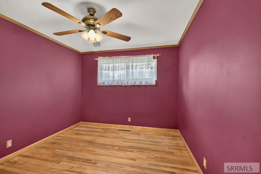 Image 24 of property listing at 921 Safstrom Drive, Idaho Falls, ID 83401