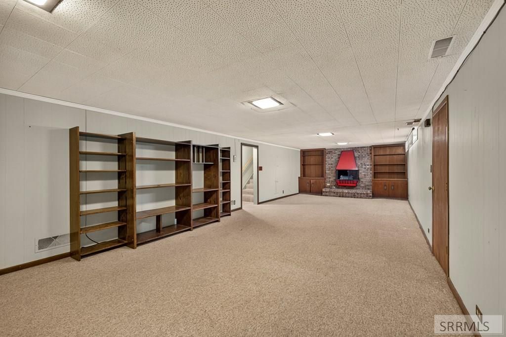 Image 31 of property listing at 921 Safstrom Drive, Idaho Falls, ID 83401