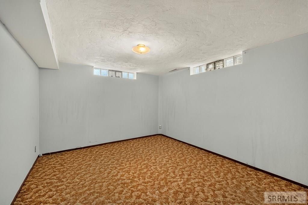 Image 39 of property listing at 921 Safstrom Drive, Idaho Falls, ID 83401