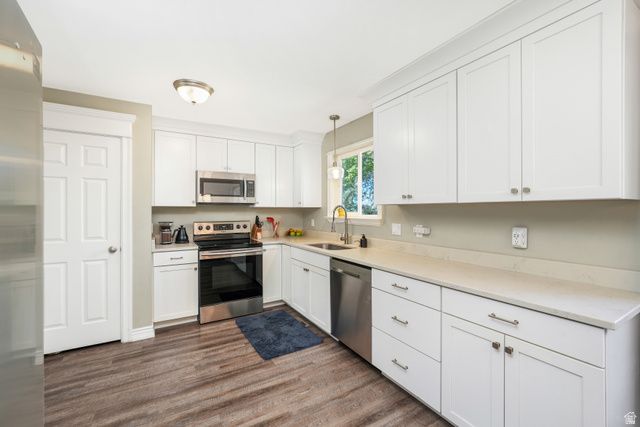 1085 E GROVE CREEK DR, Pleasant Grove, UT 84062