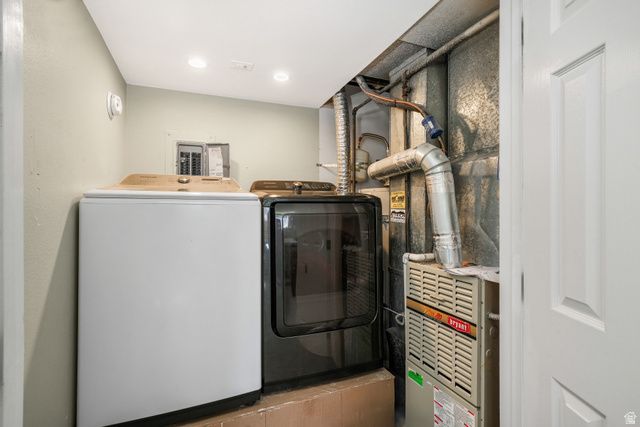 1085 E GROVE CREEK DR, Pleasant Grove, UT 84062