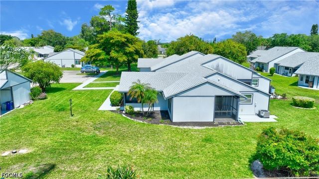 10572 Quincy CT, Lehigh Acres, FL 33936