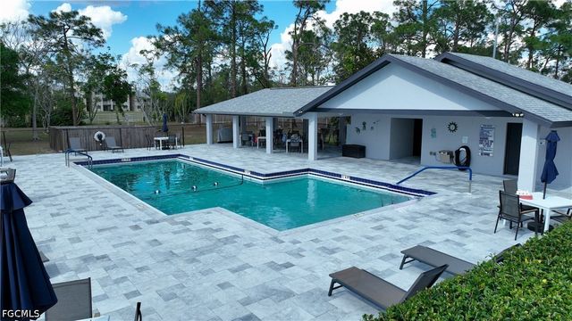 10572 Quincy CT, Lehigh Acres, FL 33936