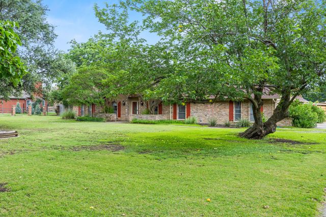 2245 Toole Drive, Lucas, TX 75002