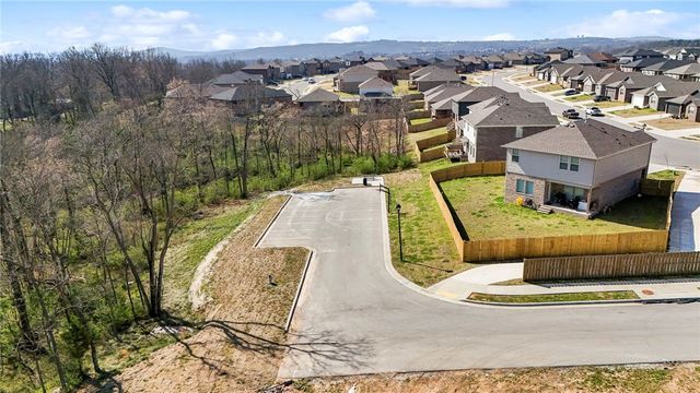 5767 Selah Street, Springdale, AR 72764