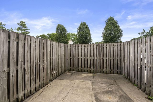 105 E Ticonderoga Drive, F, Westerville, OH 43081