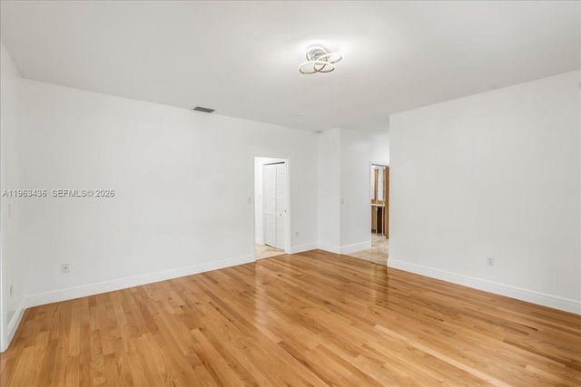 15507 NW 82nd Ct, Miami Lakes, FL 33016