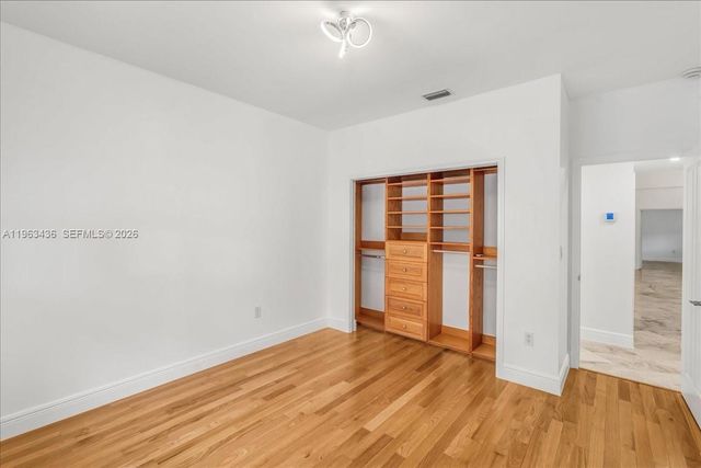 15507 NW 82nd Ct, Miami Lakes, FL 33016