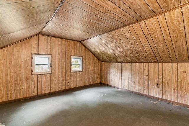 82 Grand Avenue, Mt Clemens, MI 48043
