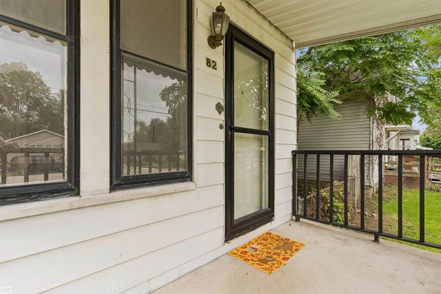 82 Grand Avenue, Mt Clemens, MI 48043