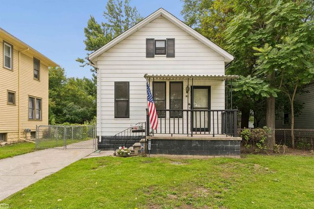 82 Grand Avenue, Mt Clemens, MI 48043
