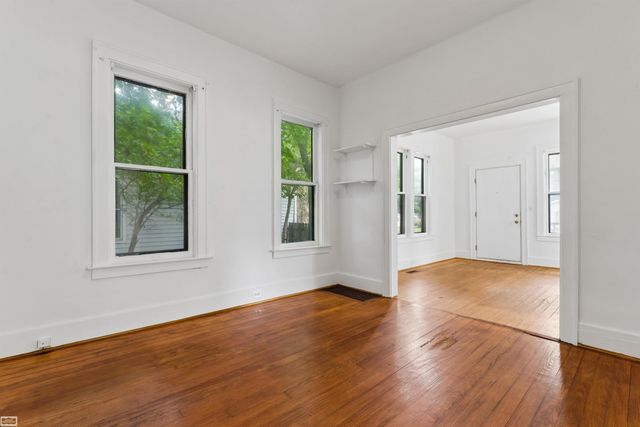 82 Grand Avenue, Mt Clemens, MI 48043