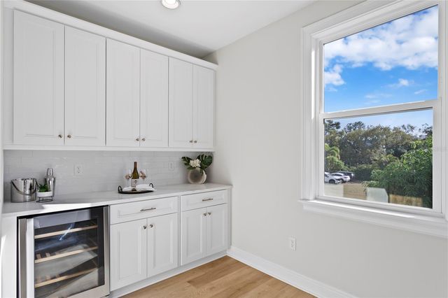 208 W FRANCES AVENUE 3, Tampa, FL 33602