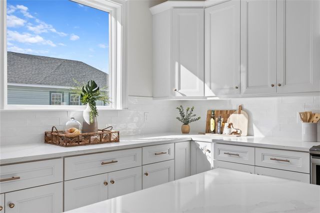 208 W FRANCES AVENUE 3, Tampa, FL 33602
