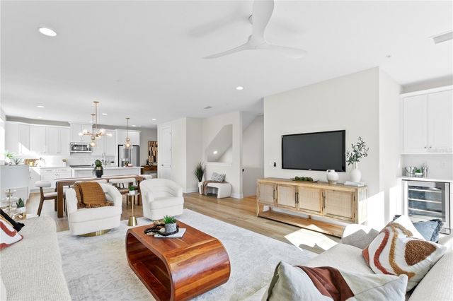 208 W FRANCES AVENUE 3, Tampa, FL 33602