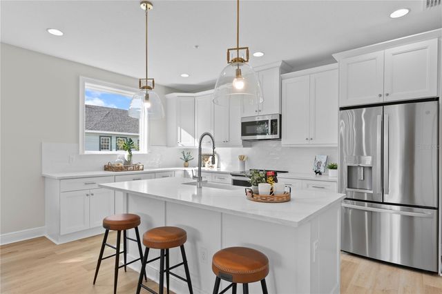 208 W FRANCES AVENUE 3, Tampa, FL 33602